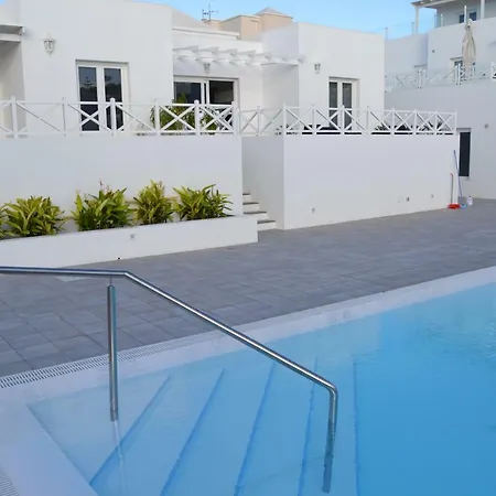 Flower Deluxe Apartament Playa Honda (Lanzarote)