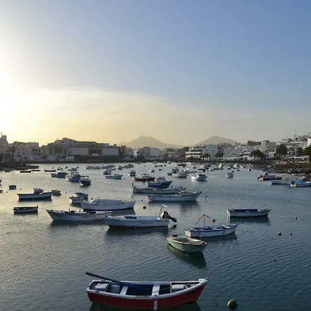 Flower Deluxe Apartment Playa Honda (Lanzarote)