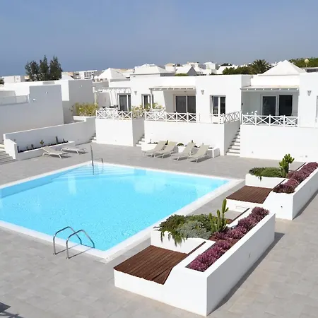 Flower Deluxe Playa Honda (Lanzarote)